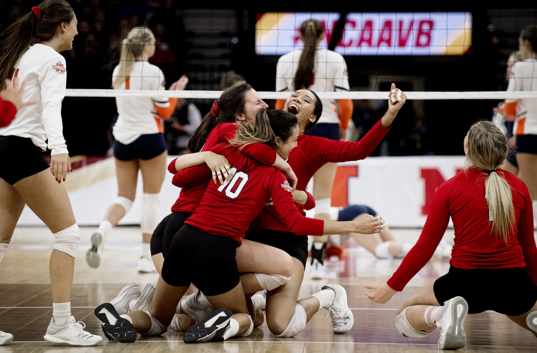 Nebraska volleyball vs. Illinois, 12.13